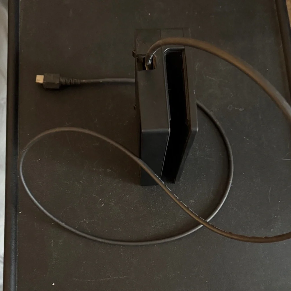 GUC Nintendo Switch Console Dock Black - Picture 4 of 4